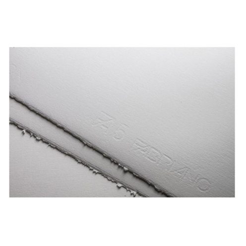 مقوا سفید آبرنگ 210 گرم 50% کتان 50*70 فابریانو