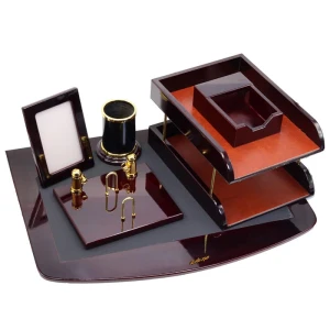 سرویس اداری رومیزی چرم و چوب کد 9003 GIFTS WORLD