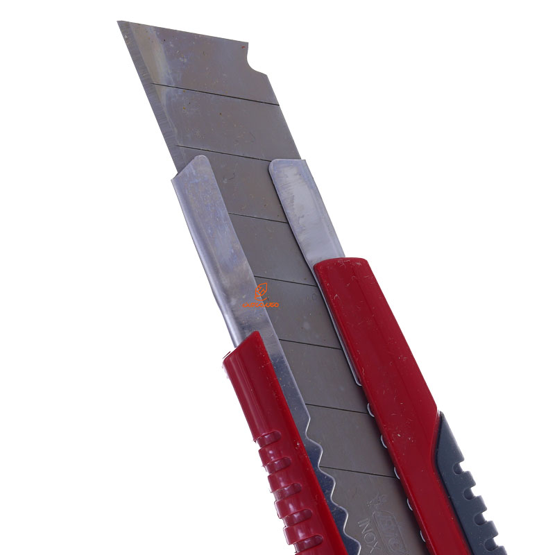 کاتر پلاستیکی بزرگ قرمز بیک BIC (1)