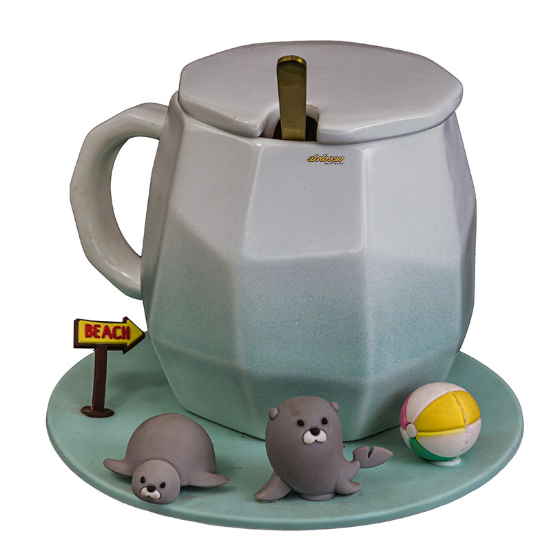 ماگ فانتزی سفید و سبز طرح ساحل زیر سیلیکونی (3)