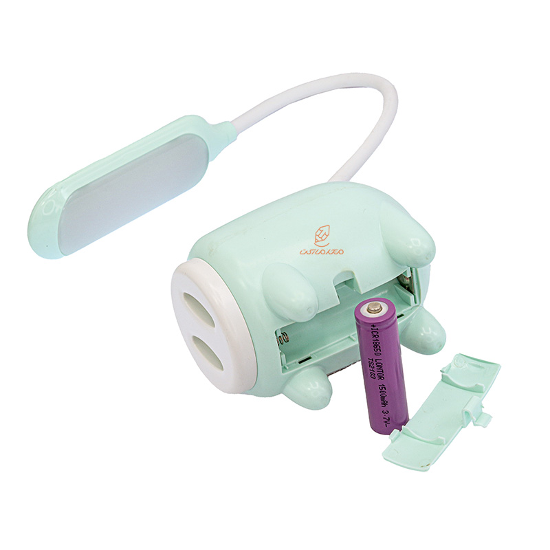 چراغ مطالعه رومیزی طرح خوک فیروزه ای TGX788 (4)