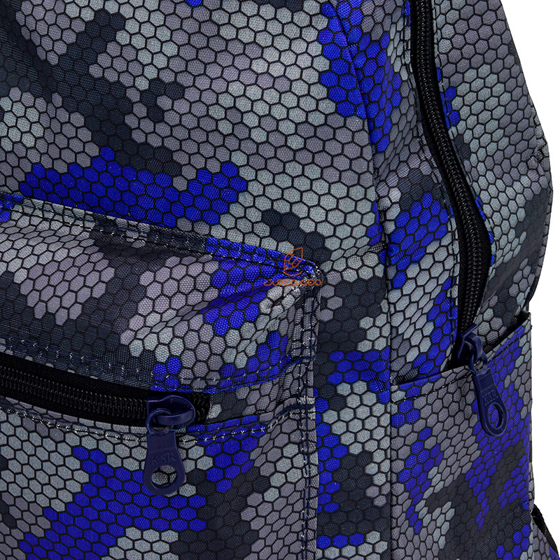 کوله پشتی مهد کودک طرح لوزی آبی طوسی علیزاده (2)