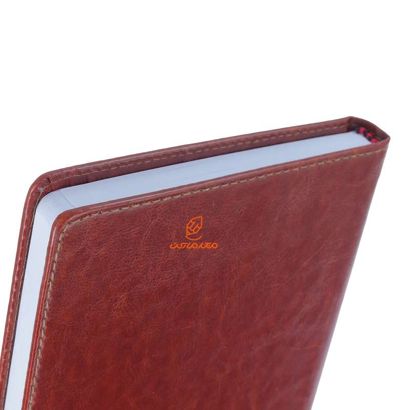 سالنامه (سررسید) 1403 ترمو قهوه ای لئون (4)