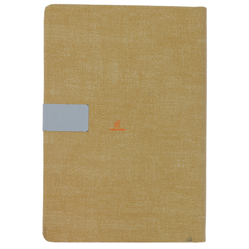 سالنامه (سررسید) 1403 رقعی دوختی مدل ژینا کرمی کیا