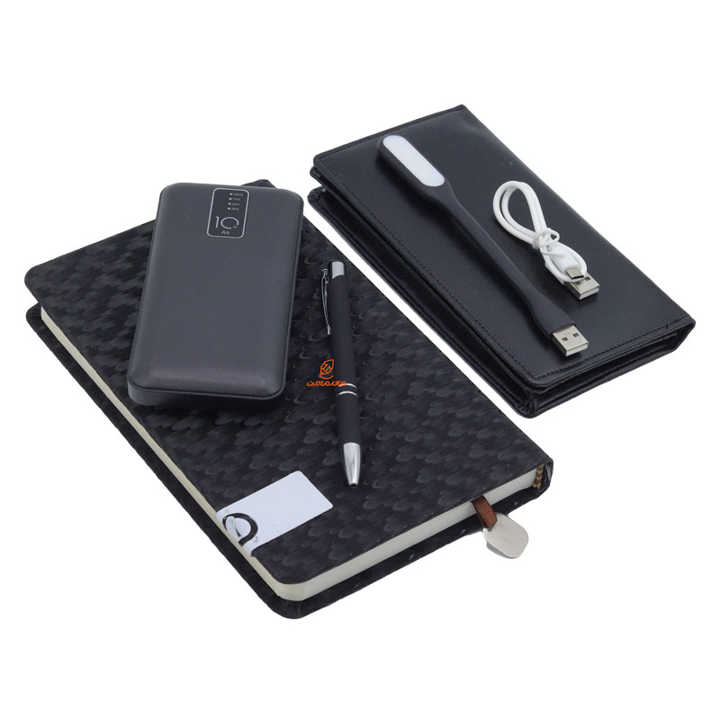 ست مدیریتی چهار تکه (پاور بانک+کیف پول+خودکار+سالنامه) ایلیا (1)