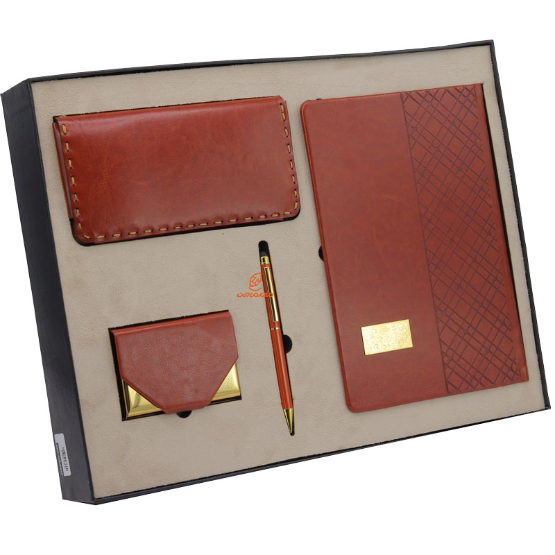 ست مدیریتی 1010 (سررسید+جاکارتی+کیف پالتویی+خودکار تاچ دار) نادری (2)