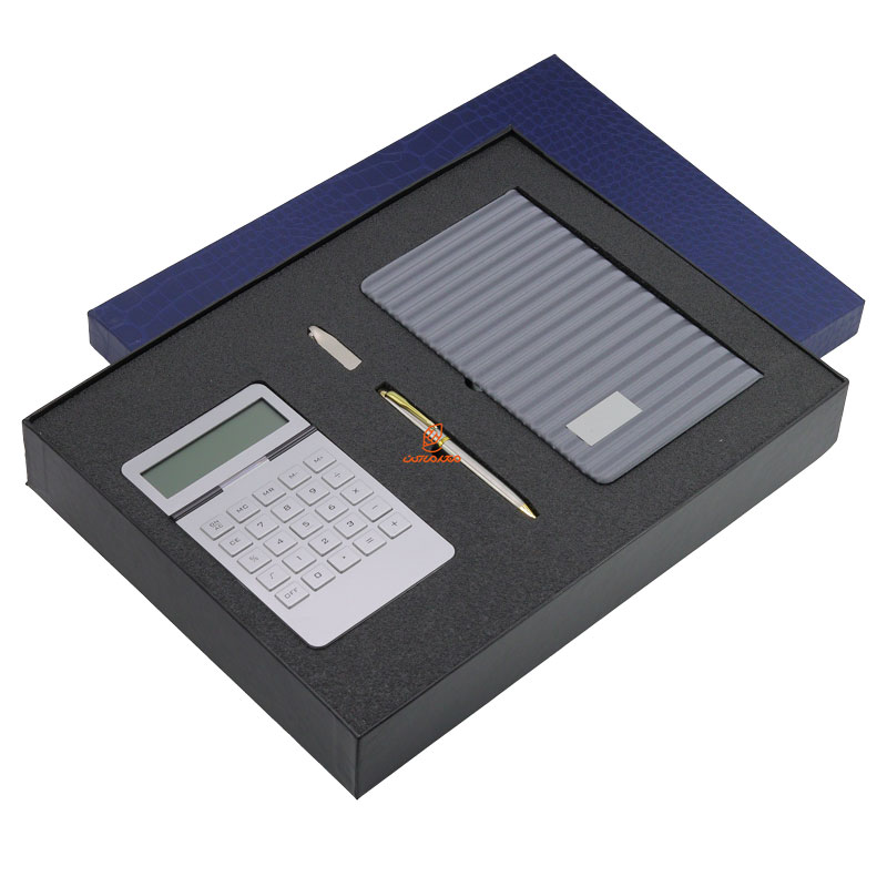 ست مدیریتی 1015 (سررسید+ماشین حساب+فلش+خودکار) نادری