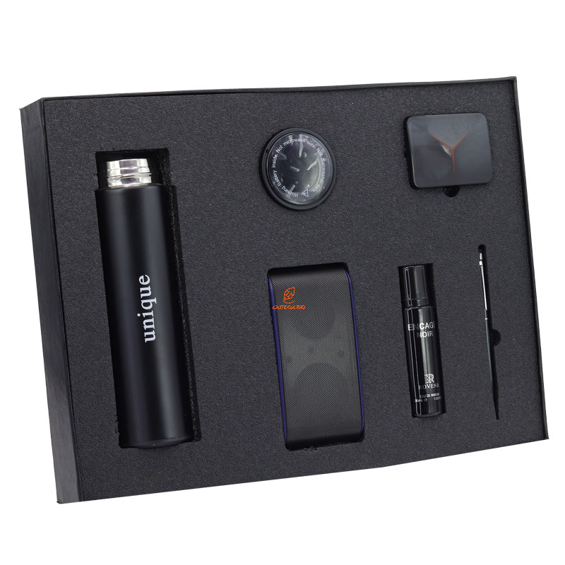 ست مدیریتی 1009 (فلاسک+اسپیکر+ایرپاد+عطر+خودکار) نادری (4)