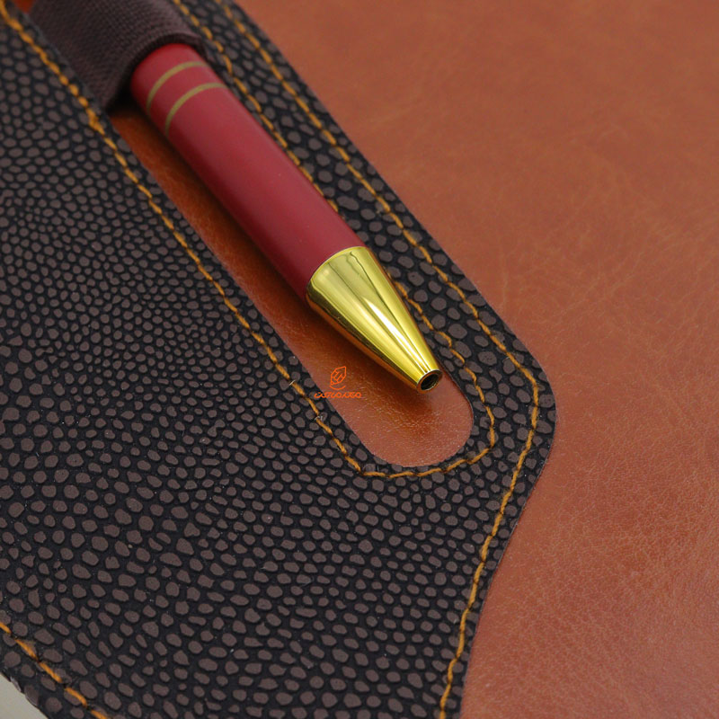 ست مدیریتی دو تکه (سالنامه+خودکار) ایلیا (1)