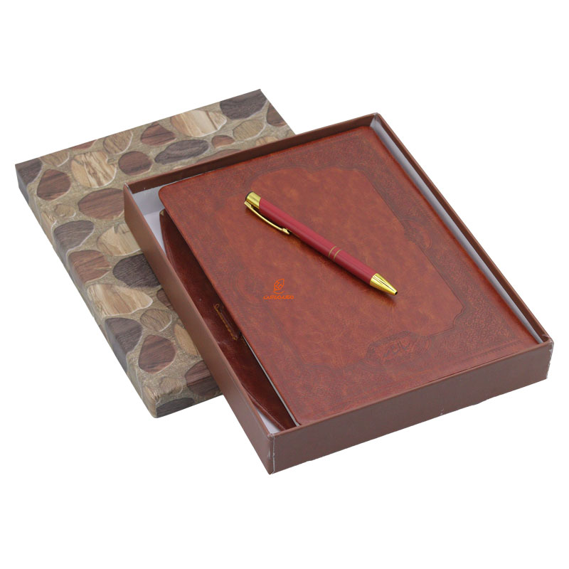 ست مدیریتی دو تکه (سالنامه لبه دار+خودکار) ایلیا