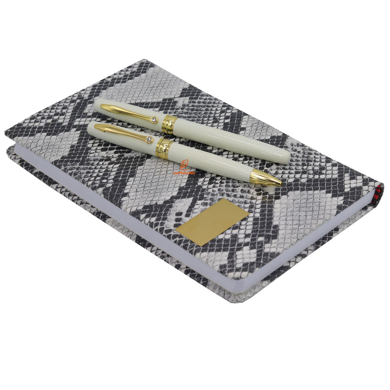 ست مدیران 2017 (سررسید+فلاسک+خودکار+روان نویس) نادری (6)