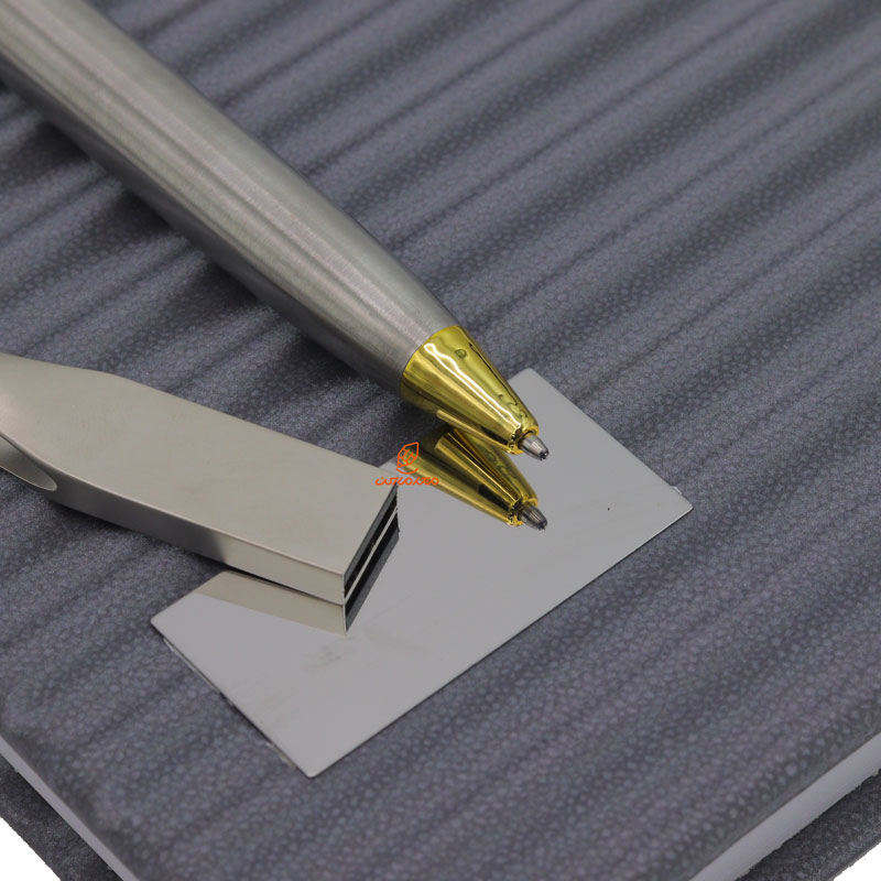 ست مدیریتی 1015 (سررسید+ماشین حساب+فلش+خودکار) نادری (4)