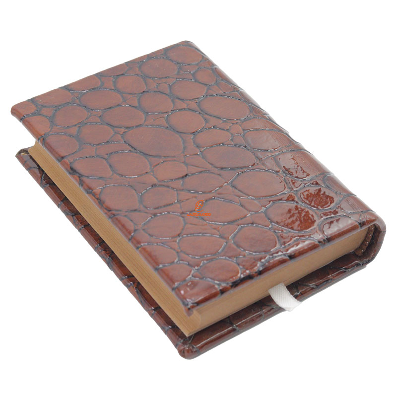 سالنامه (سررسید) جیبی 1403 پوست ماری قهوه ای کد 1 عرش (4)