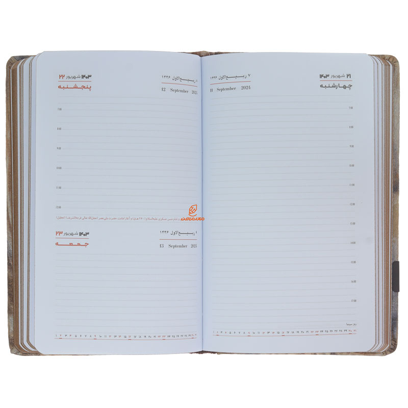 سالنامه (سررسید) 1403 اروپایی بولونیا مخملی جلد کرمی عرش (1)