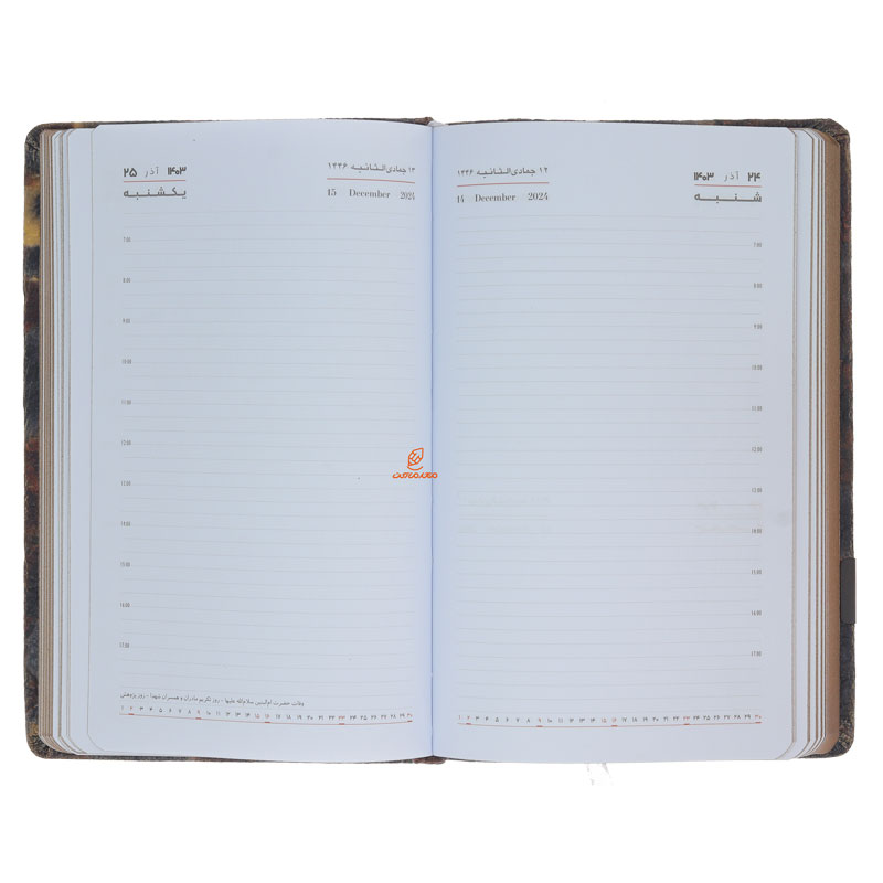 سالنامه (سررسید) 1403 اروپایی بولونیا مخملی جلد مشکی طلایی عرش (1)