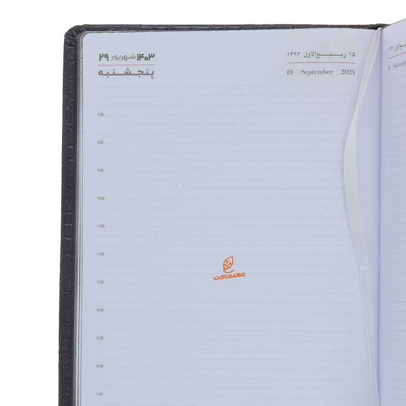 سالنامه (سررسید) 1403 وزیری طرح چرم مشکی عرش (1)