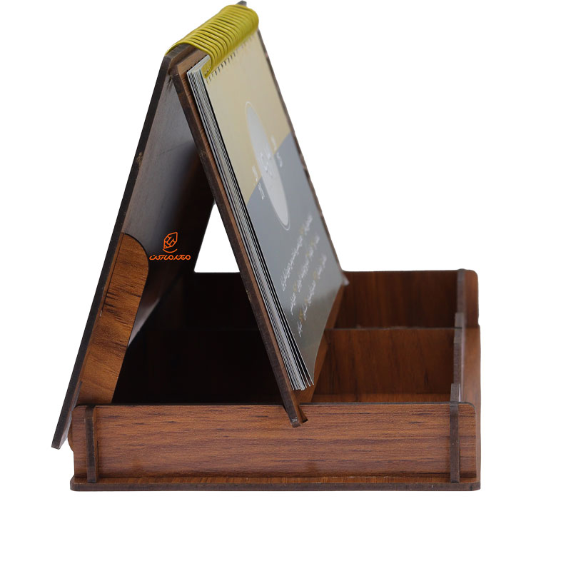 تقویم رومیزی چوبی 1403 کد 1 عرش (3)