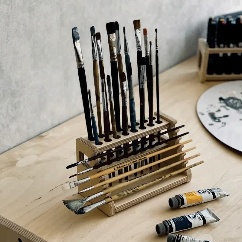 brush-stand-3.webp