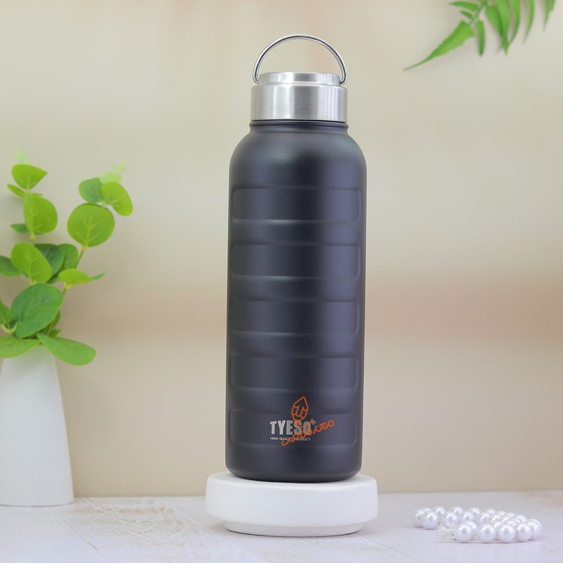 فلاسک مدل کاترپیلار 1000 میل 8816 تایسو TYESO (1).jpg