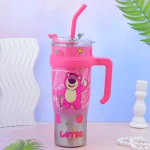 تراول ماگ دسته دار 1200 میل طرح داستان اسباب بازی (5).jpg