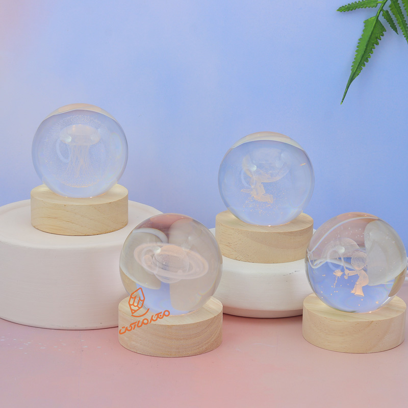 گوی کریستال پایه چوبی کوچک کد 757