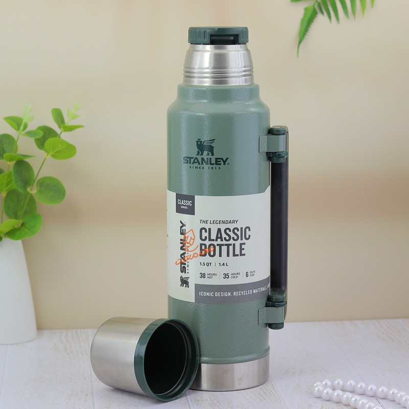 فلاسک کلاسیک 1.4 لیتر استنلی STANLEY (4).jpg