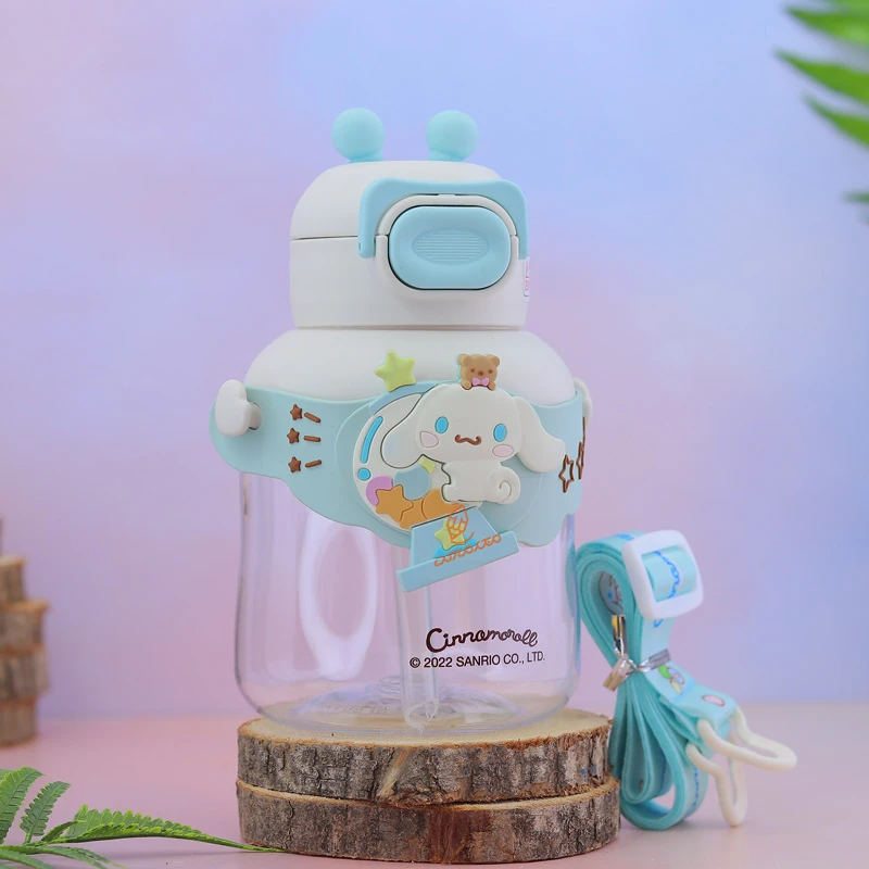 قمقمه فانتزی اورجینال کد 2190 گنجایش 0.6 لیتر KUROMI (1).jpg