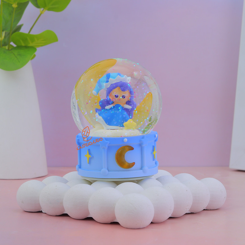 گوی چراغ دار طرح دختر برفی (1).jpg