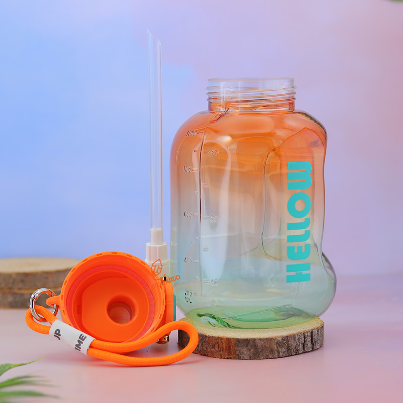 قمقمه دسته دار 1.110 لیتر کد 765 HELLOW (6).jpg