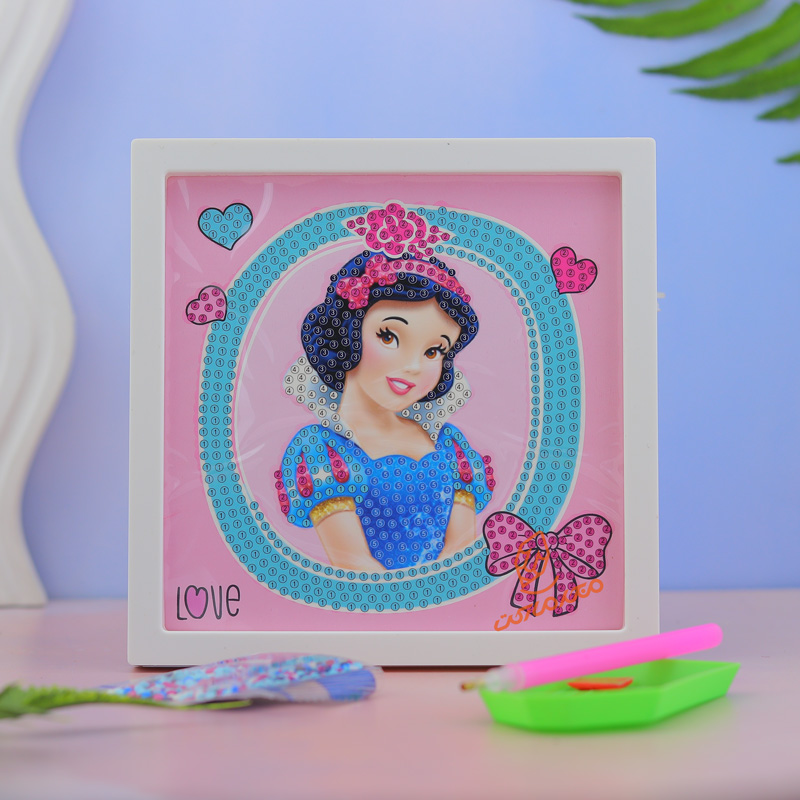 تابلو نقاشی الماسی طرح انیمیشن 1515 A222 (5).jpg