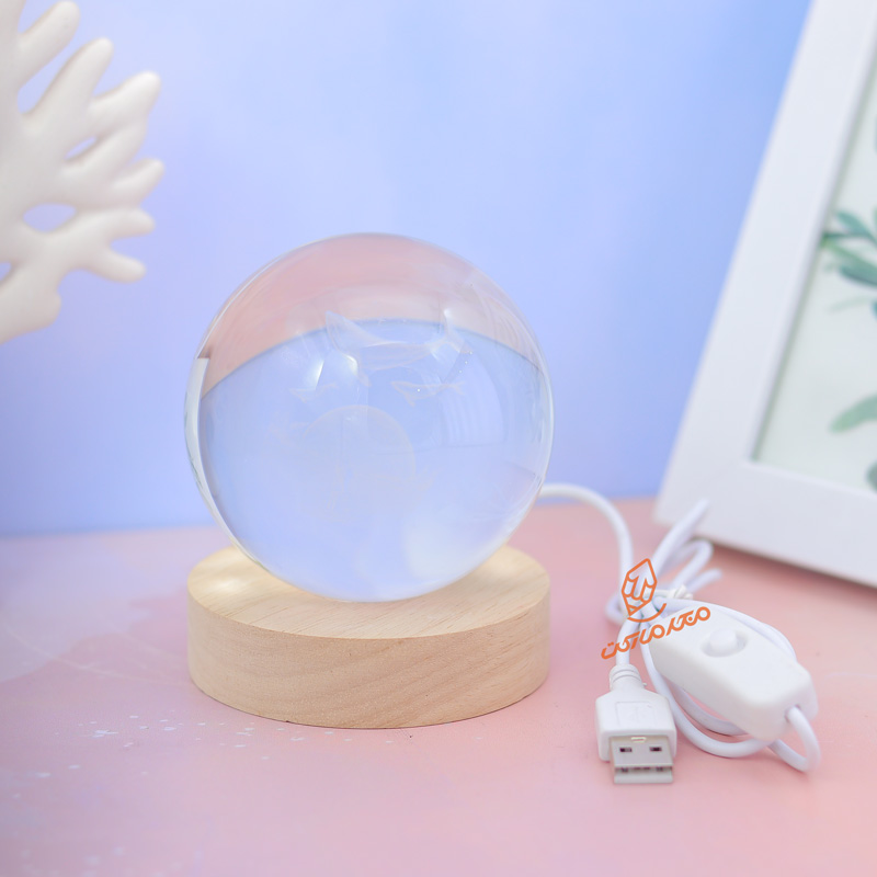 گوی کریستال پایه چوبی بزرگ کد 756 (2).jpg