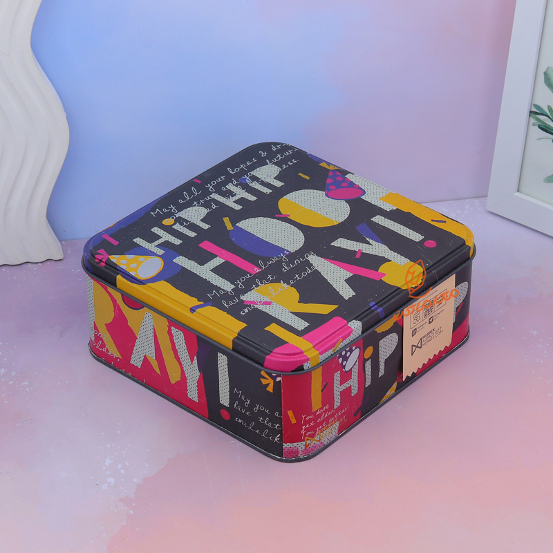 متال باکس فلزی مربع سایز 16  لوتوس MERRIX