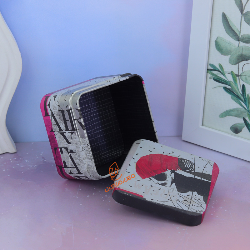 متال باکس فلزی مربع سایز 19 لوتوس MERRIX (2).jpg