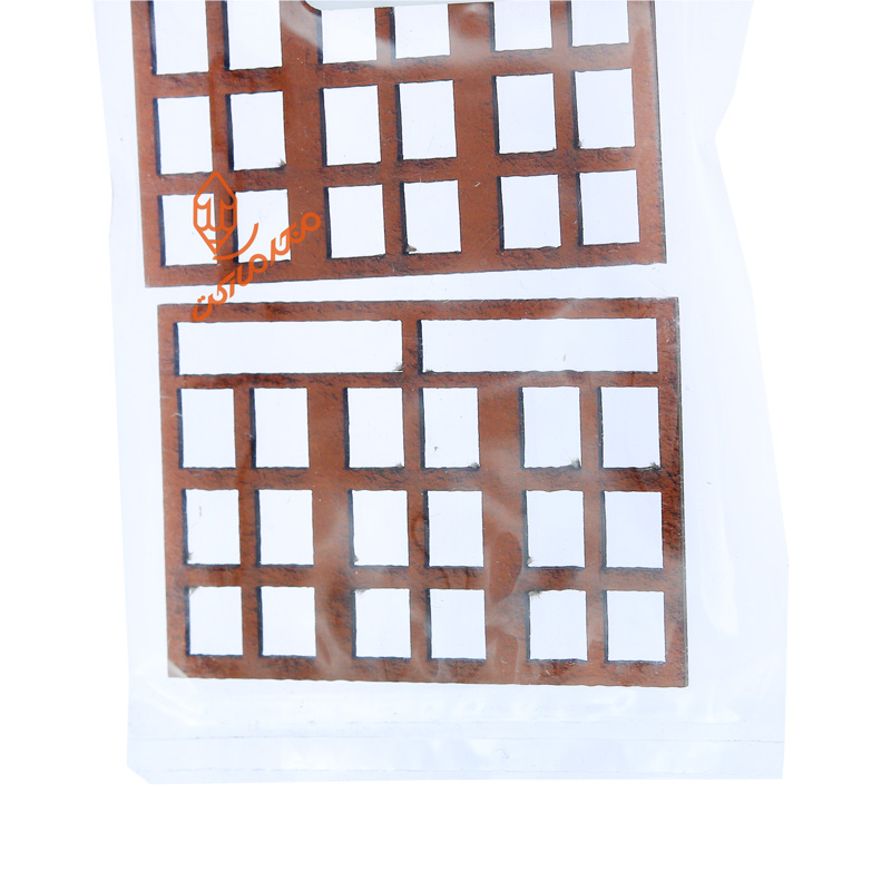 ماکت پنجره مدل مشبک 2 عددی 2767 مبتکران Mobtakeran (3).jpg