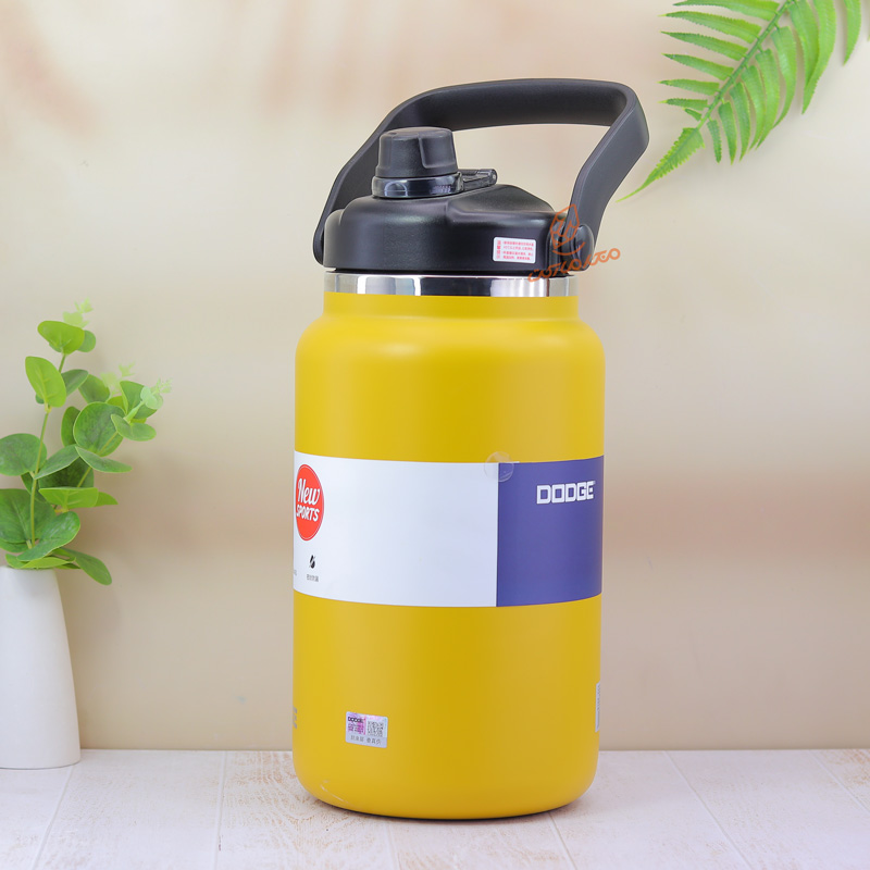 فلاسک بزرگ 4.6 لیتر کد 22667 دوج DODGE (2).jpg