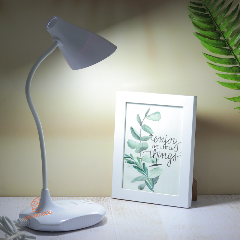 چراغ مطالعه رومیزی مدل کلاسیک TGX-7936A (3).jpg