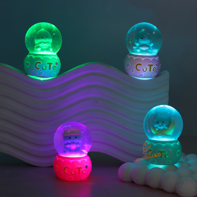 گوی فانتزی چراغ دار 7 سانت مدل تمساح کوچولو کد D-05 (6).jpg