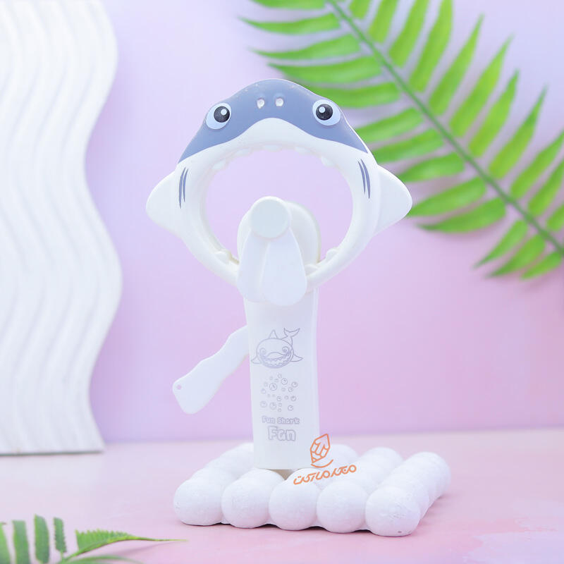 پنکه دستی فانتزی طرح طرح نهنگ A-641 (10).jpg