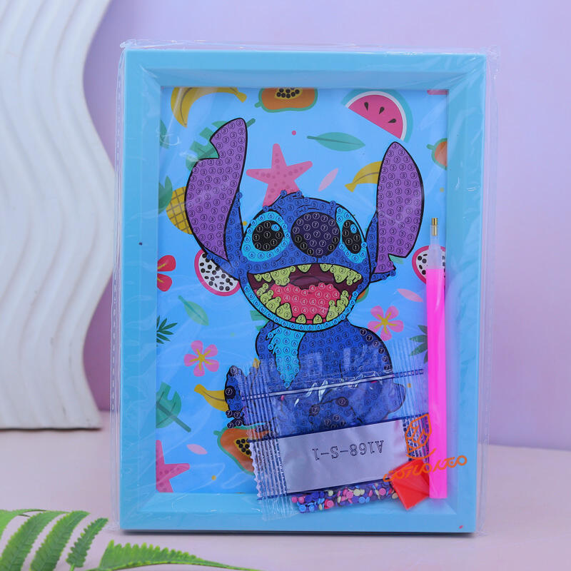 نقاشی الماسی 1813 طرح استیچ  A168-S (11).jpg