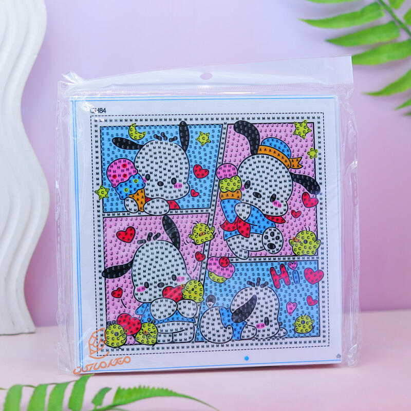 نقاشی الماسی مدل قاب عکس طرح کیتی A-B (5).jpg