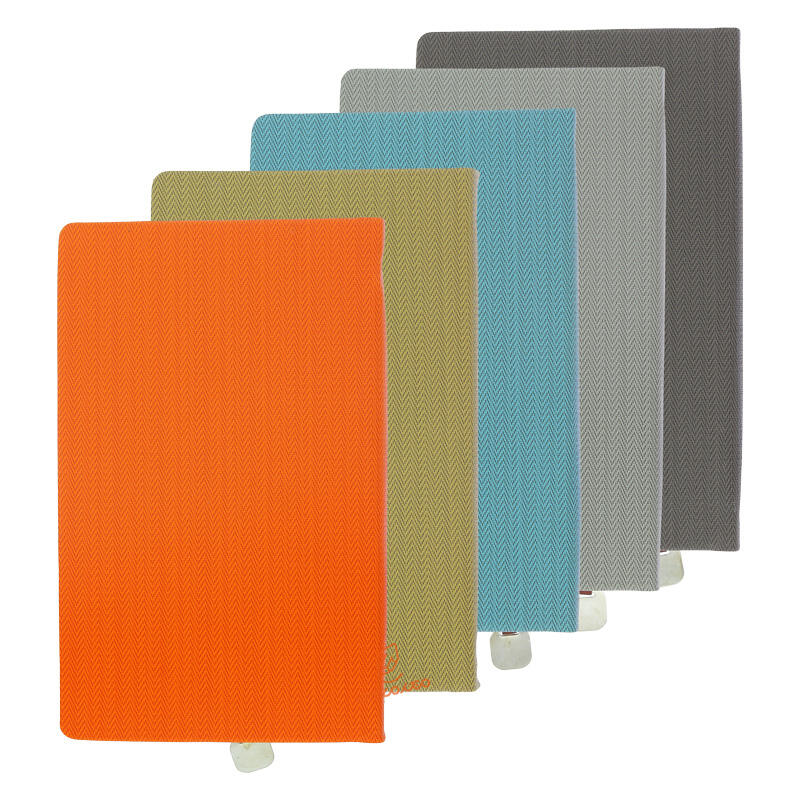 سررسید اروپایی 1405 جلد چرم کاغذ کرم 214 ایلیا