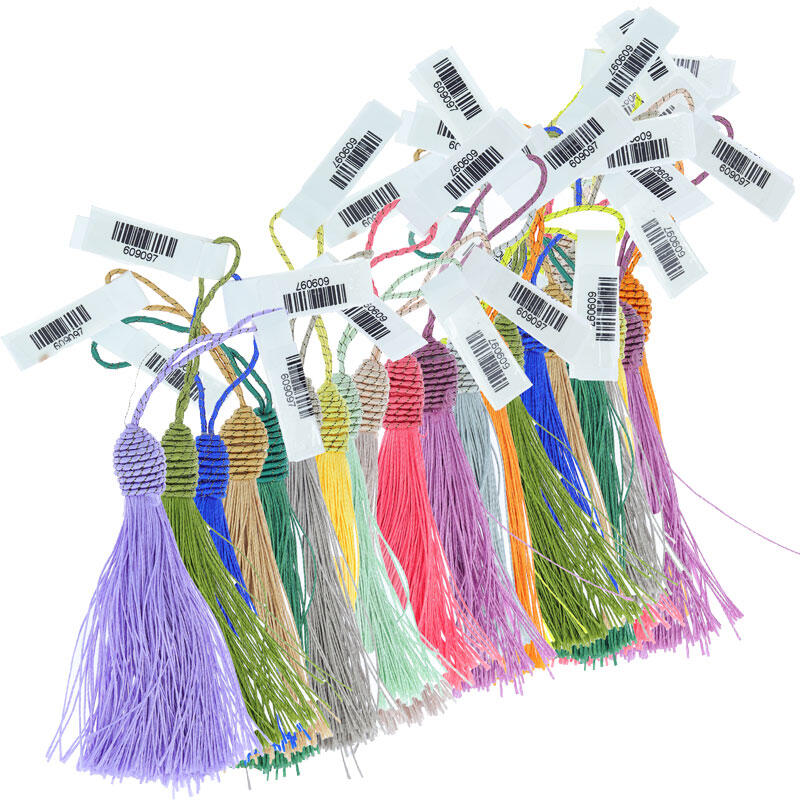 منگوله کلاه دار سلنا