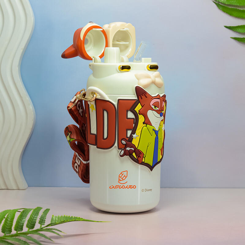  فلاسک 550 میل دوحالته عروسکی طرح زوتوپیا کد D-2043J (7).JPG