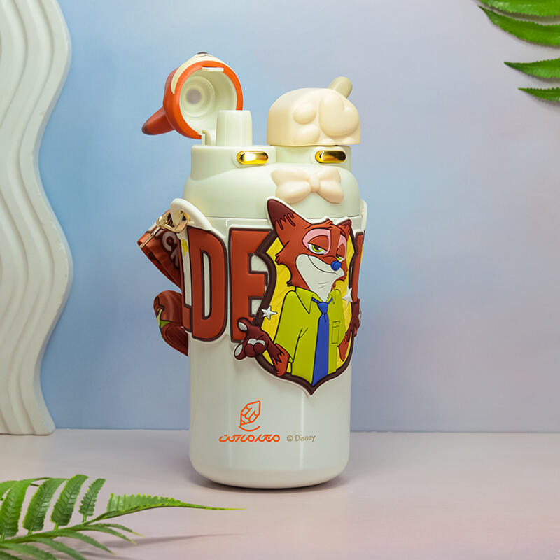 فلاسک 550 میل دوحالته عروسکی طرح زوتوپیا کد D-2043J (6).JPG